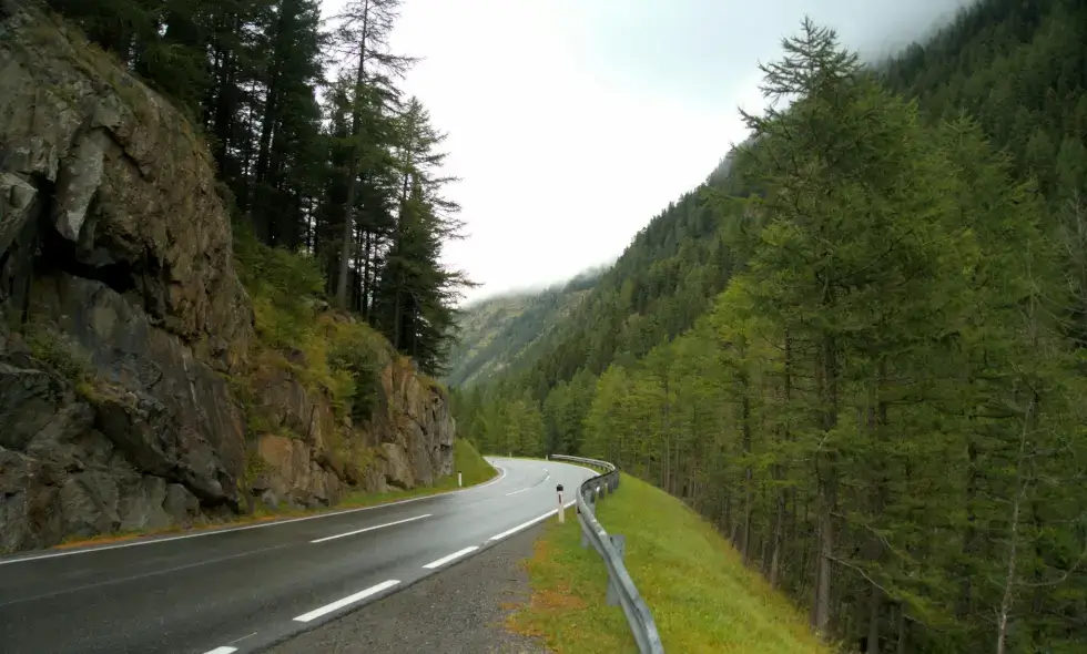 Nowe autostrady przed świętami: zobacz, które odcinki dróg otwierają się dla kierowców